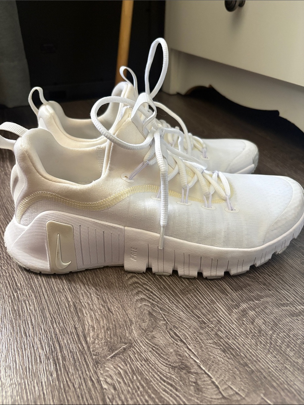 Nike Free Metcon 6 Womens White Pure Platinum Training Shoes Size 9